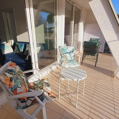 T2 West Parking Clim Wifi 4pers - Rossiconciergerie - Linge Inclus *