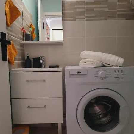 T2 West Parking Clim Wifi 4pers - Rossiconciergerie - Linge Inclus * La Grande-Motte