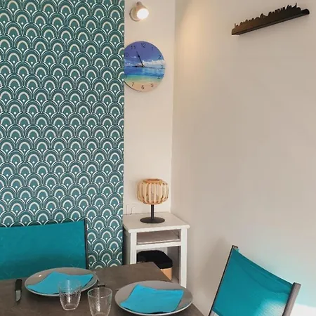 T2 West Parking Clim Wifi 4pers - Rossiconciergerie - Linge Inclus Lägenhet *